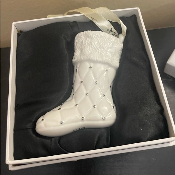 Pandora Christmas Porcelain 2012 Christmas Tree Ornament White Silver Stocking - Picture 1 of 7